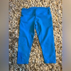 Fabletics, blue, capri style leggings